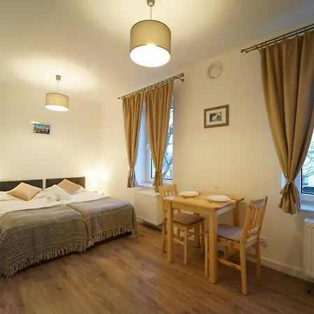 Everysky - Nad Lomnica 22 Appartement *