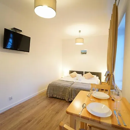 Everysky - Nad Lomnica 22 Appartement *